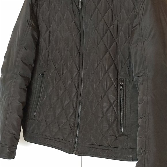 Marc Ecko Cut & Sew Men's Sz Medium Black Bomber Jacket Fall and Winter Quilted - Picture 4 of 10